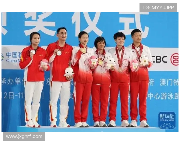 陈艺文林珊配合默契勇夺全运会跳水女子双人三米跳板冠军 陈艺文林珊配合默契勇夺全运会跳水女子双人三米跳板冠军