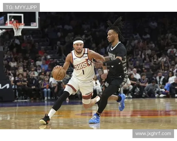 太阳队布克创历史首位前9场30分7助攻命中率惊人504085